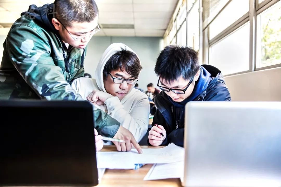 開足馬力！建一條高校實(shí)訓(xùn)人才培養(yǎng)的“高速公路”